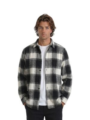 Chemise noire 1 Surchemise noire